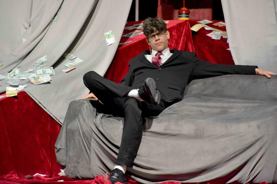Ein heiteres Theaterstück mit Tiefgang<br />
