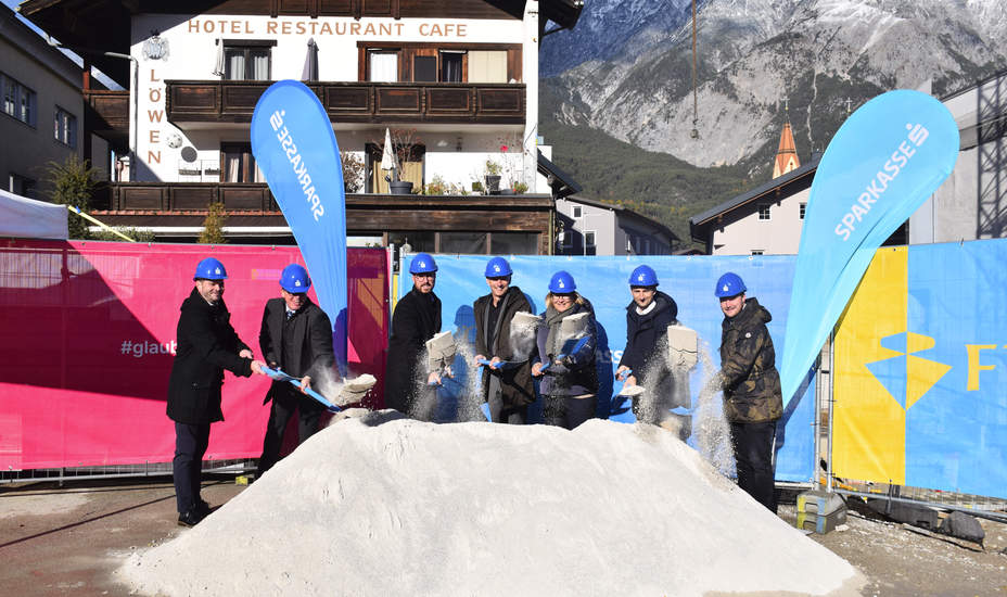 Offizieller Startschuss für Sparkasse-Gebäude