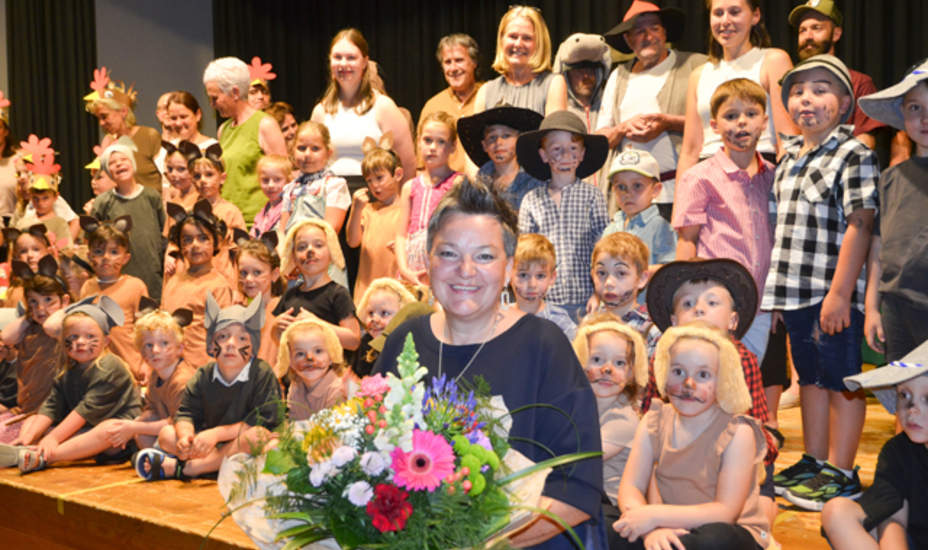 Kindergarten Roppen feiert halbes Jahrhundert<br />
