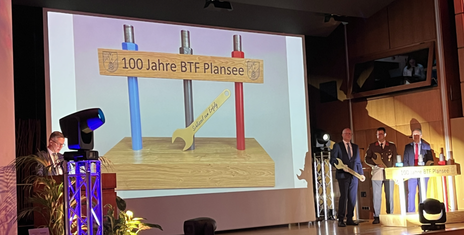 Löschen. Bergen. Retten. Schützen<br />