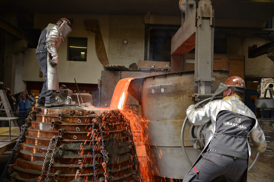 Neue Glocke für ein friedliches Miteinander
