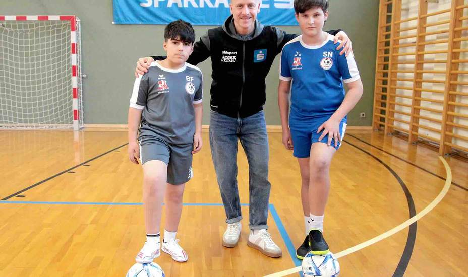 Wo Fußball Schule macht und Talente wachsen<br />
