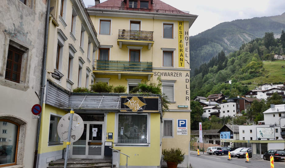 Schwarzer Adler: Neustart