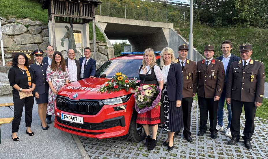 FF Telfs feierte zwei neue Einsatzfahrzeuge