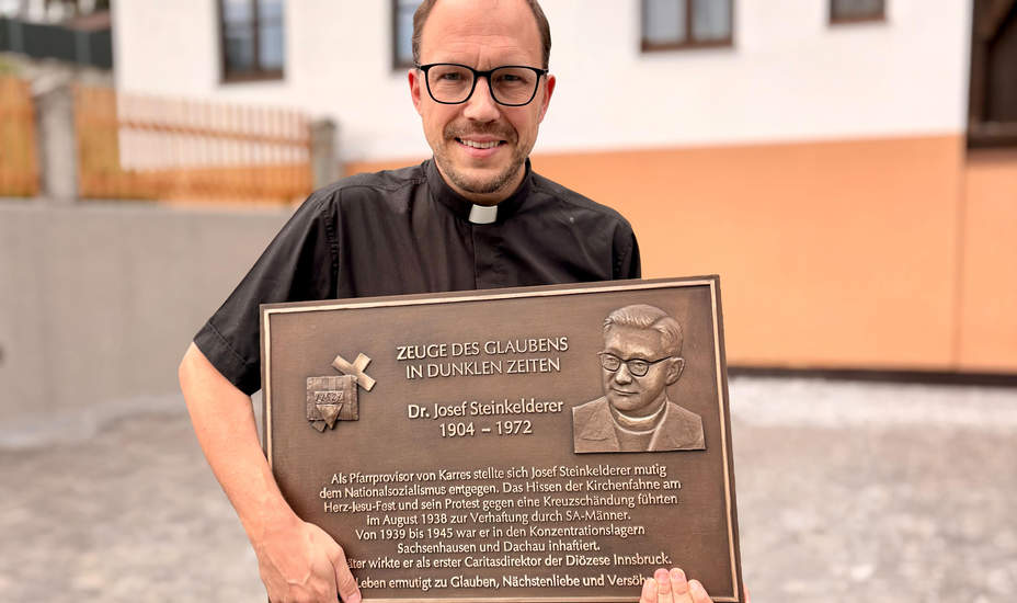 „Zeuge des Glaubens in dunklen Zeiten!“<br />
