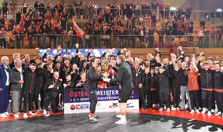 „RSC Inzing“-Ringer jubeln über Meistertitel