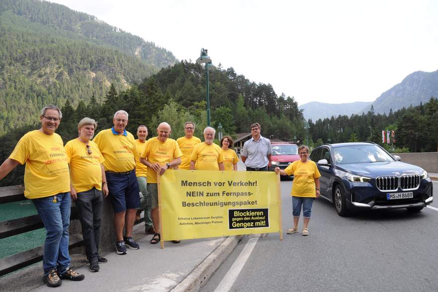 Bürgerinitiative liefert Fernpass-Erklärung<br />
