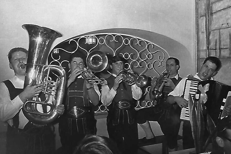 Die „Perjener Musi“ im neuen Perjen-Büchlein