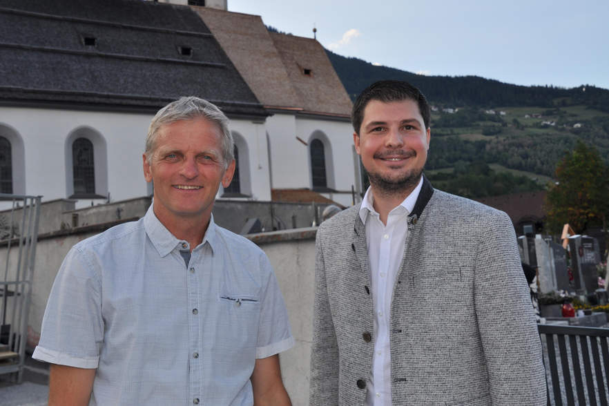 Feiern fürs Dach<br />
