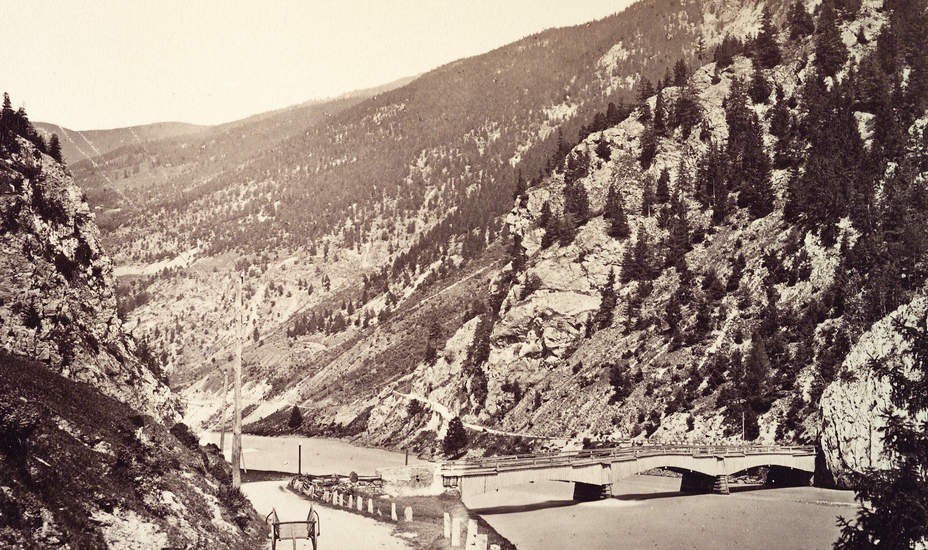 Die Pontlatzer Brücke um 1890