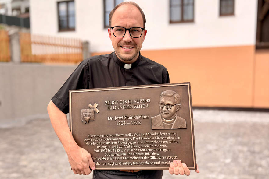 „Zeuge des Glaubens in dunklen Zeiten!“<br />
