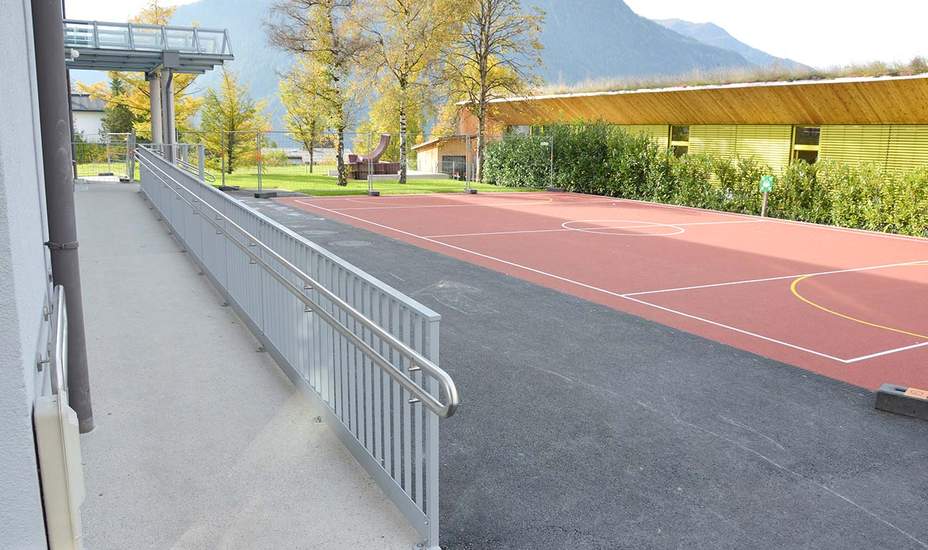Stadt Imst investiert in Bildung<br />
