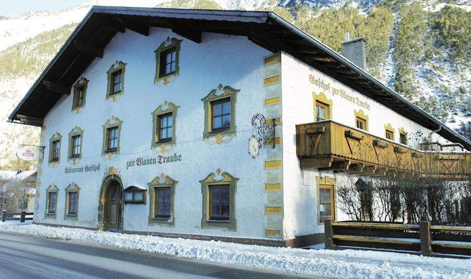 Aus Gasthof wird Wohn- und Geschäftshaus<br />
