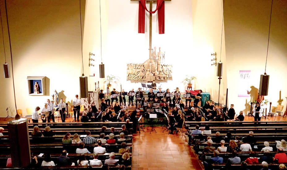 Klangkosmos Holz: Ein Orchester atmet<br />
