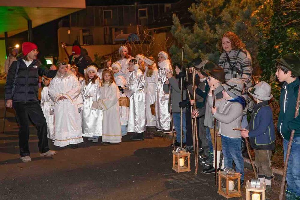 „Alle Jahre wieder kommt das Christuskind“<br />
