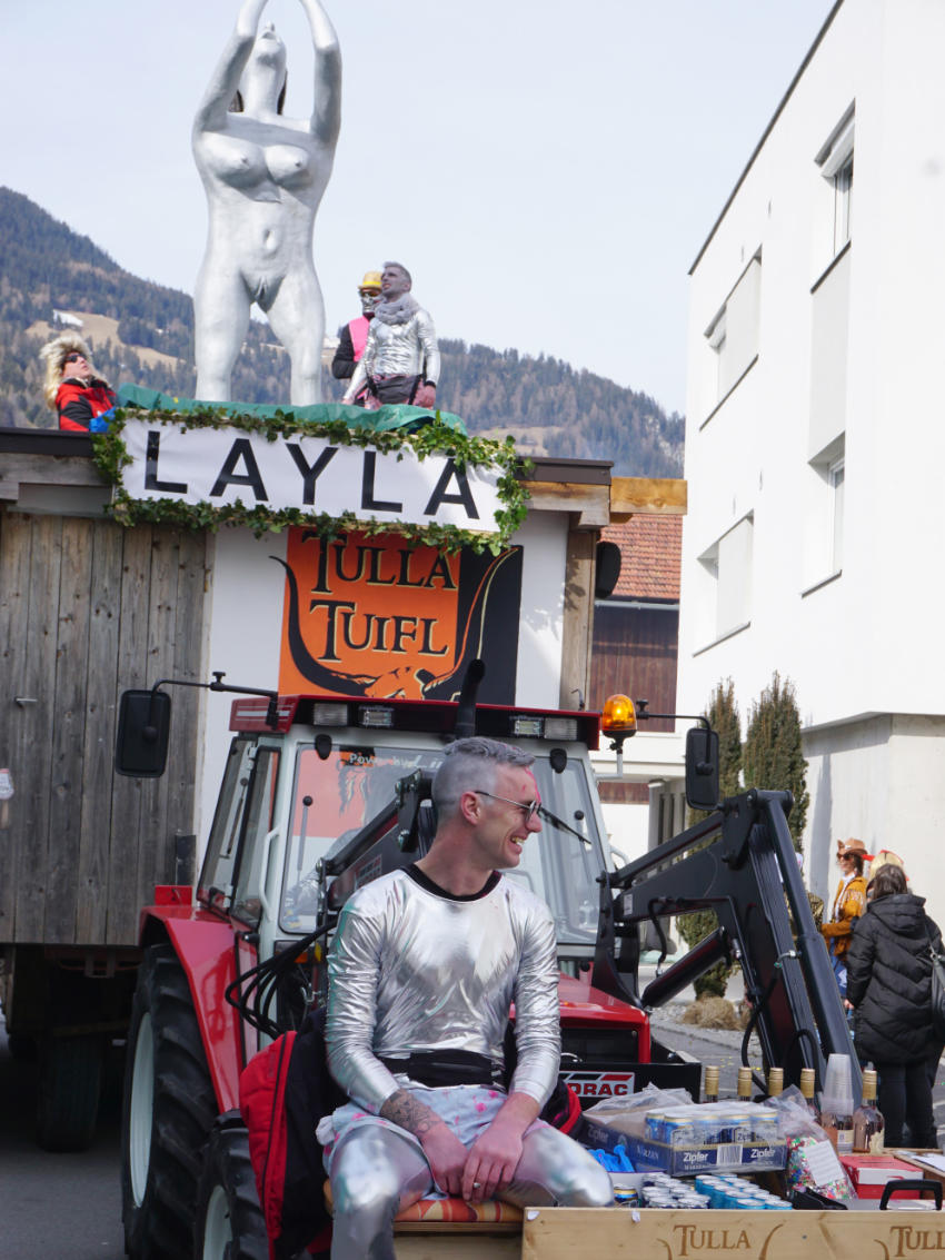 Ein ganzes Dorf auf den Beinen