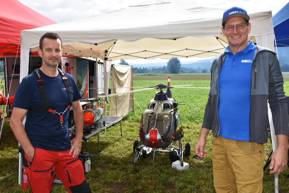 Rasante Flugshows beim Heli Day in Inzing<br />