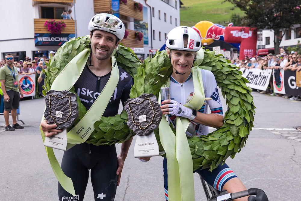 Rekordjagd über vier Alpenpässe<br />