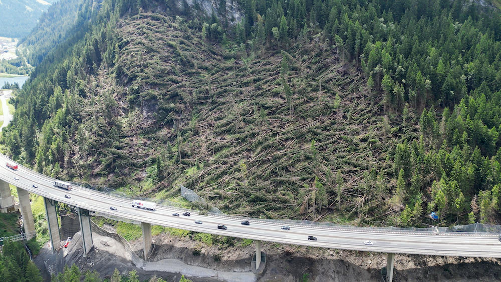 Unwetterfront hinterließ riesige Schäden<br />