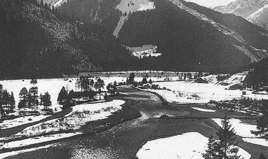 Lech bei Elmen - Blick zur Lichtspitze