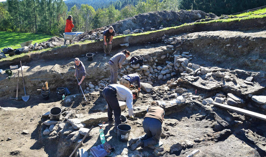 Buch-Doku über Archäologie in Pfaffenhofen<br />
