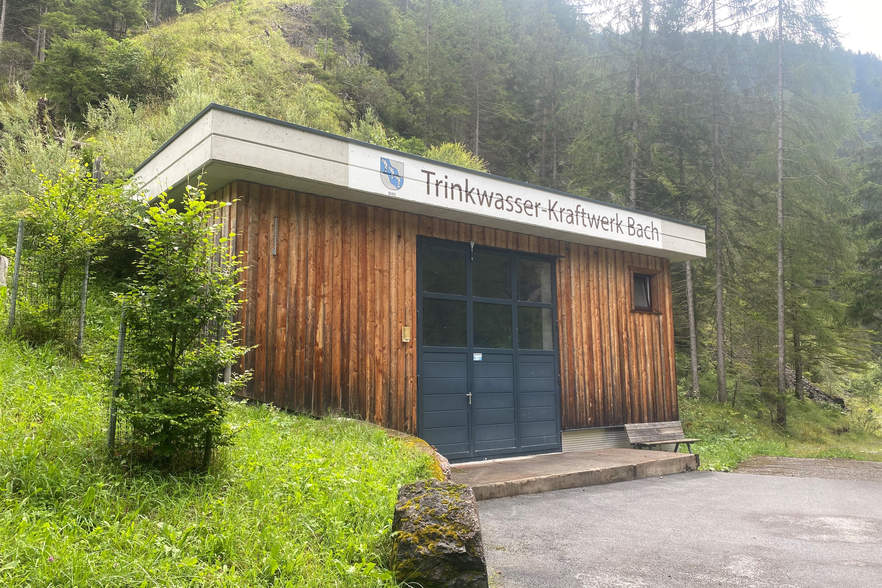 Öffentlicher Bereich unter Strom<br />
