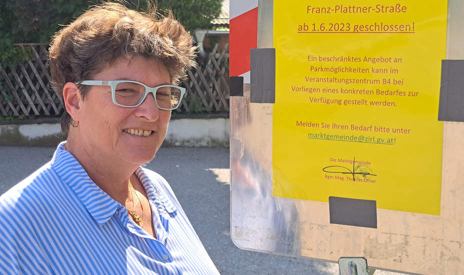300 Unterschriften pro Parkplatzerhalt in Zirl<br />
