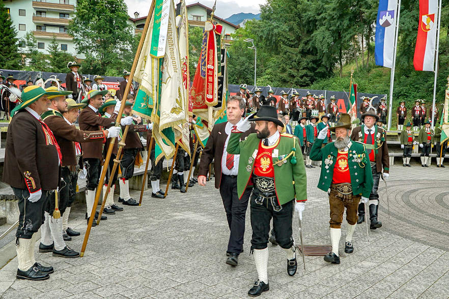 Ganz im Sinne der Tiroler Schützentradition<br />

