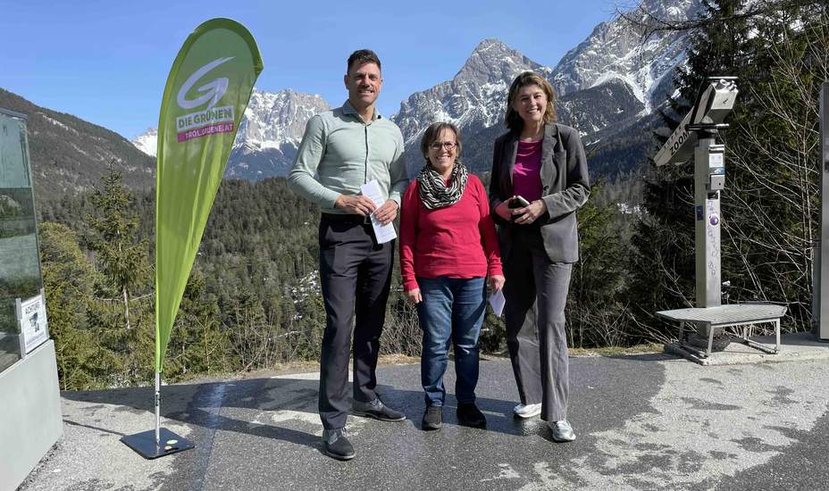 Volksbefragung zum Fernpass-Paket gefordert<br />
