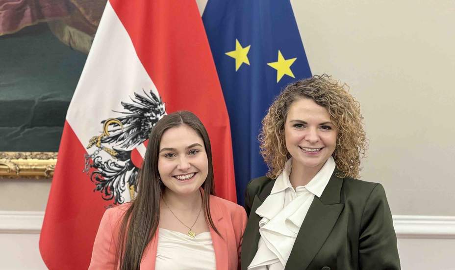 Frauenpower im Bundeskanzleramt<br />
