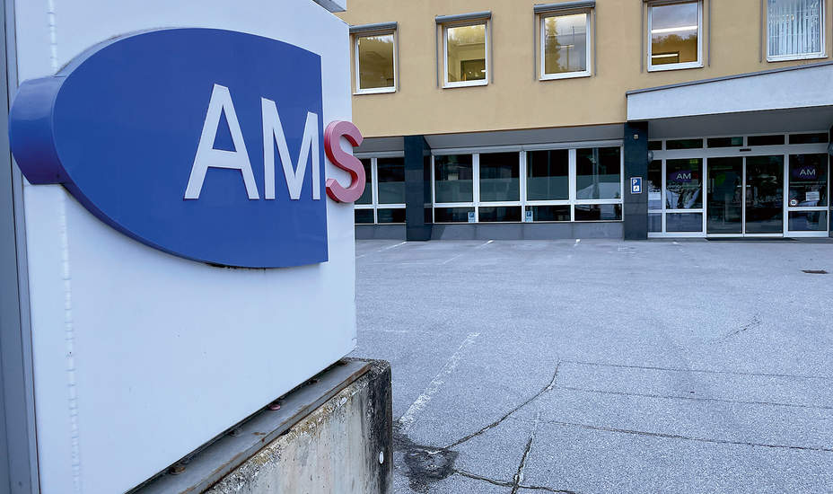 Arbeitsmarktlage im Bezirk weiterhin stabil<br />
