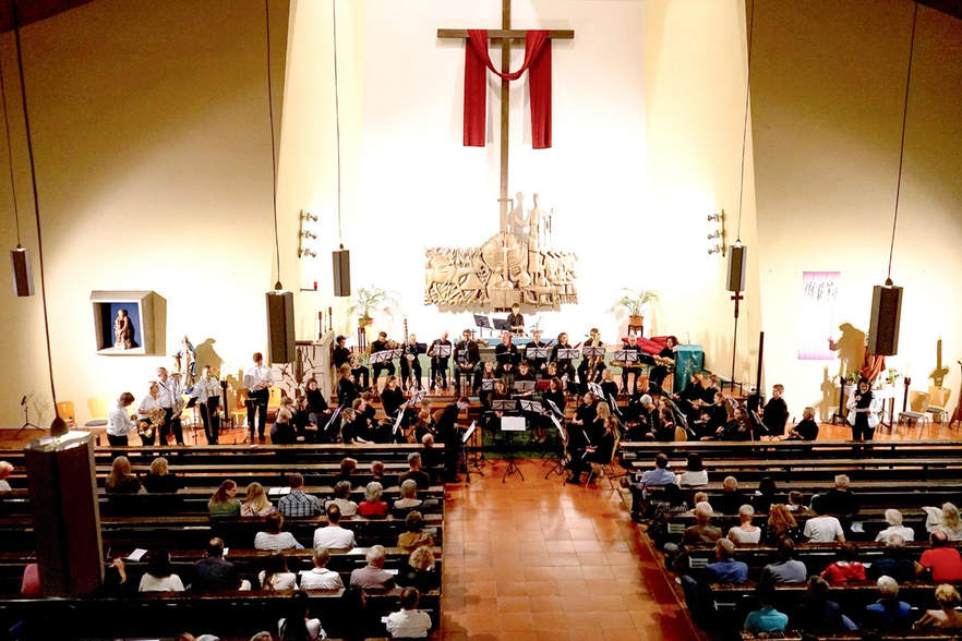 Klangkosmos Holz: Ein Orchester atmet<br />
