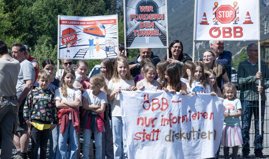 Zweigleisigkeit durch Wohngebiet gestoppt<br />
